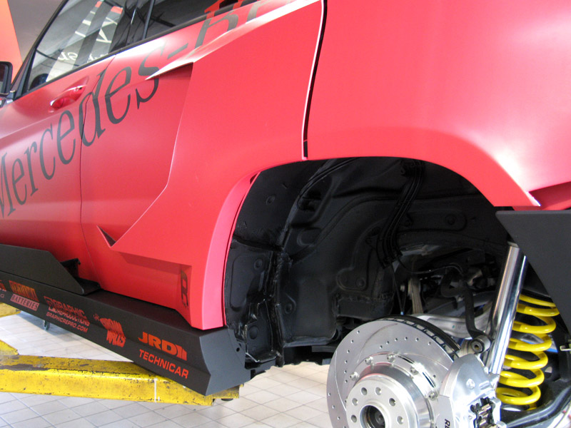 Illustration for article titled Inside The RENNTech GLK350 SPEC.R HYBRID Rally-Inspired SEMA Racer